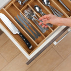 Adjustable Bamboo Cutlery Drawer Organizer - Expandable Utensils Tray for Kitchen, Easy to Clean & Modern Design