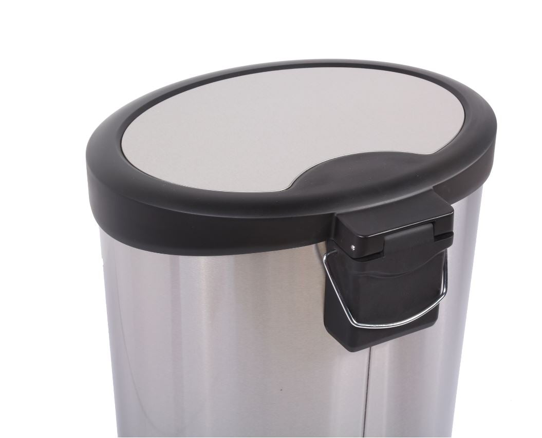 https://hansmart.com/cdn/shop/products/simplykleen-perfecta-oval-stainless-steel-trash-can-with-lid-625030_1400x.jpg?v=1641839945